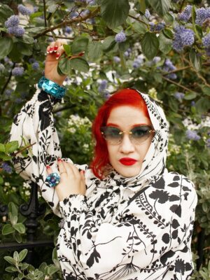 Bettie Page Blouse (Long Sleeve)